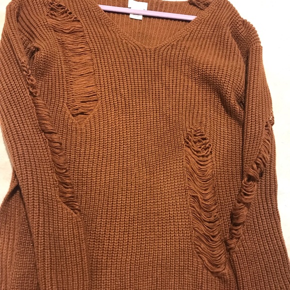Sweater - Picture 5 of 5